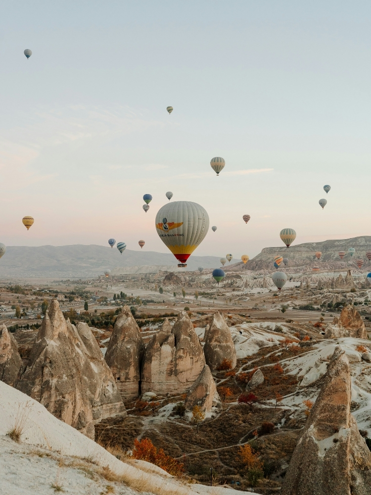 Cappadocia sunrise hot air balloon scenery – Skyway Travel